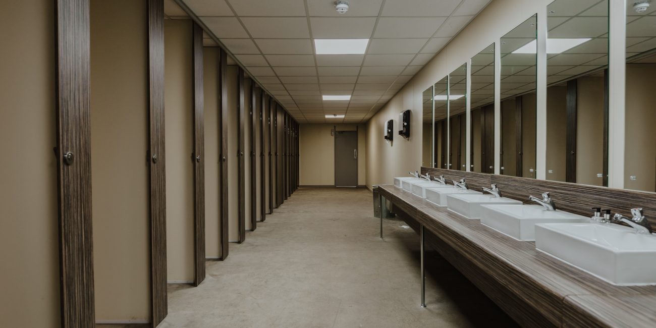 Dock X - Toilets 1