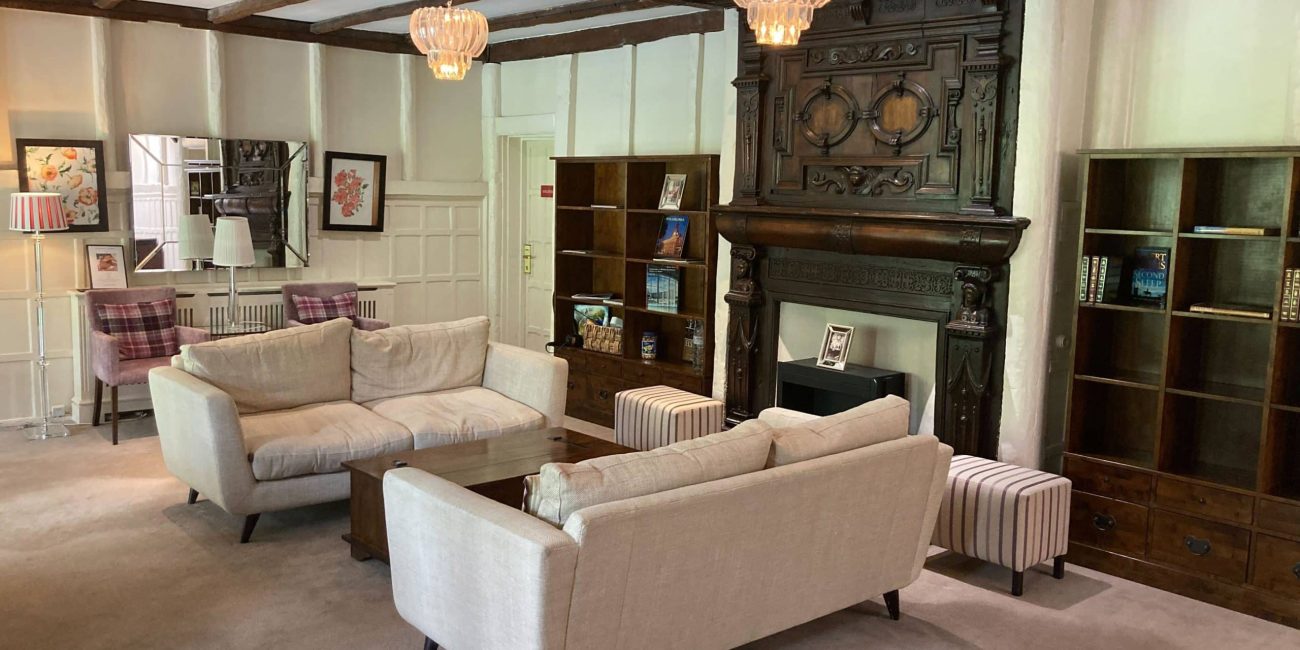 Elstree Tudor Manor Hotel